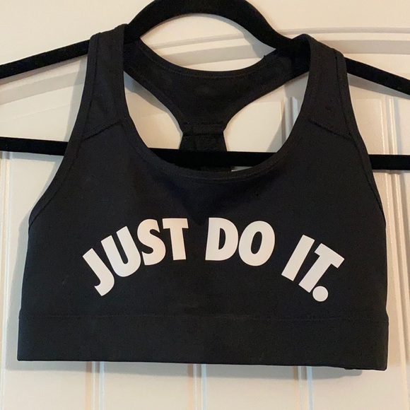 New NIKE Sports Bra Size XS - Picture 1 of 4